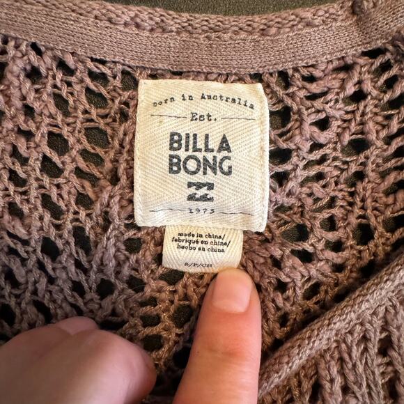 Women's Billabong Mauve Open Knit Cropped Sweater, Size Small - Picture 3 of 5